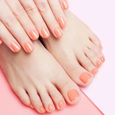 Pedicure Service 3