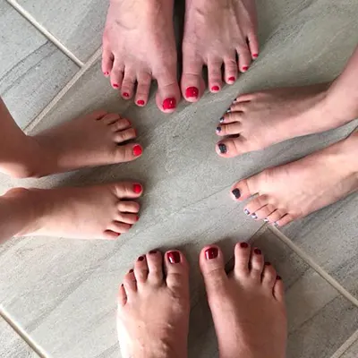 Pedicure Service 7